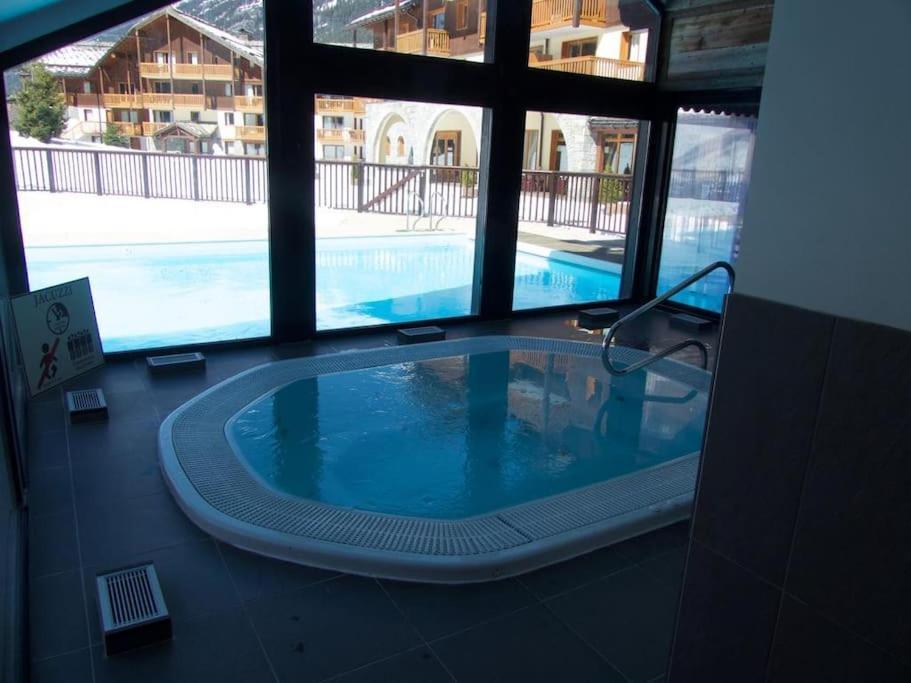 Residences De Luxe Les Alpages Val Cenis - 4 Pers Lanslebourg-Mont-Cenis Esterno foto